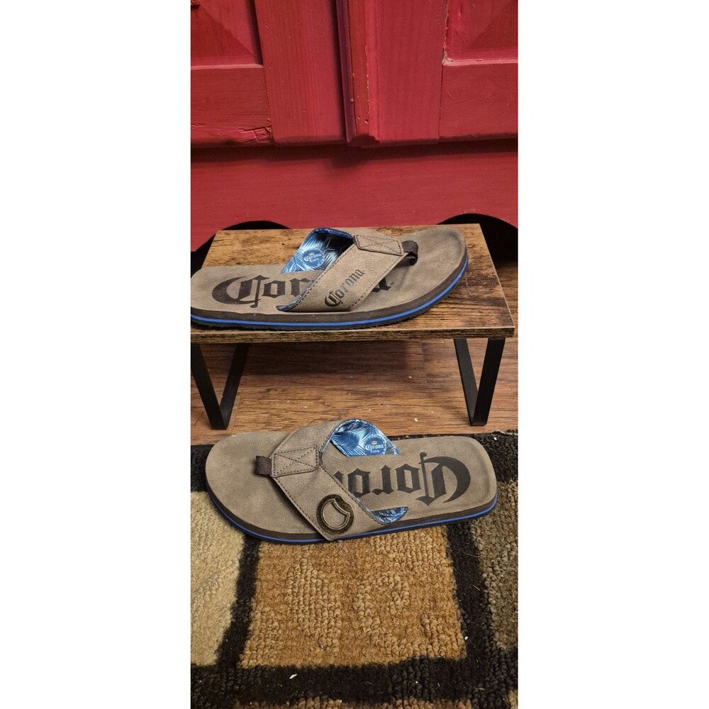 NWOT Corona Sze 7.5 Mens (Read) Bottle Opener Flip Flops Faux Leather Beer Logo